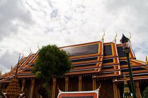 detalle del gran palacio en bangkok, tailandia foto