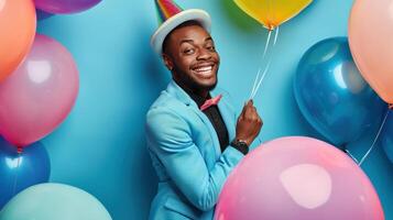 ai generado hombre con globos celebrando alegremente foto