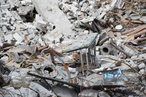 el ucranio colegio en el ciudad de Jarkov estaba bombardeado como un resultado de el conflicto Entre Ucrania y Rusia. foto