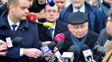 Warsaw, Poland. 7 February 2024. The leader of the opposition PiS party, Jaroslaw Kaczynski, during a press conference in front of the Sejm photo