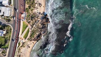 Antenne Ansichten Perth Strand Autos Küste Wellen Australien 4k video
