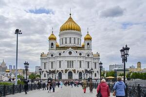 Russia Moscow 08.05.2023.The Cathedral of Christ the Savior on a cloudy day. photo