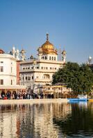 ver de detalles de arquitectura dentro dorado templo - harmandir sahib en amritsar, Punjab, India, famoso indio sij punto de referencia, dorado templo, el principal santuario de sijs en amritsar, India foto