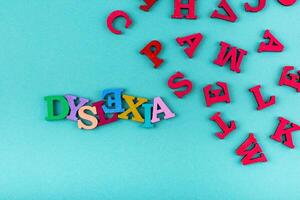 dislexia conciencia concepto con letras foto