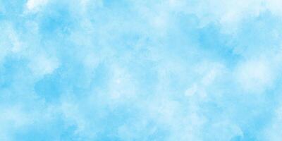 resumen nublado azul cielo antecedentes con natural nubes, nublado ligero azul acuarela antecedentes con varios natural nubes y fumar. hermosa nublado azul antecedentes para haciendo ninguna diseño. foto