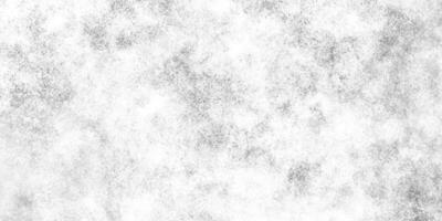 resumen nublado plata tinta efecto blanco papel textura, antiguo y granoso blanco o gris grunge textura, negro y mas blanco antecedentes con hinchado fumar, blanco antecedentes ilustración. foto