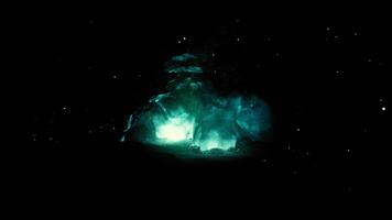 Eingang einer Eishöhle im Gletscher in Südisland video