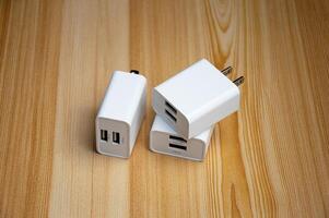 White 2 Port USB Charger,Smartphone Charger photo