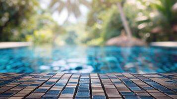 ai generado un cerámico mosaico mesa espera en medio de un tropical complejo, con vista a un borroso piscina paraíso, ai generado. foto