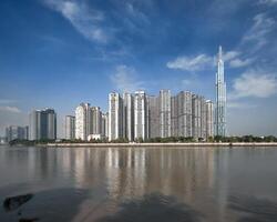 hermosa Mañana a puntos de referencia 81 Ho chi minh ciudad, el más alto edificio en Vietnam foto
