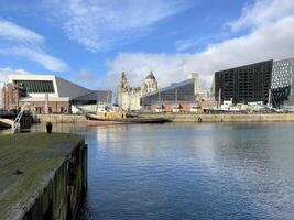 Liverpool en el Reino Unido en 11 febrero 2024. un ver de el Albert muelle foto