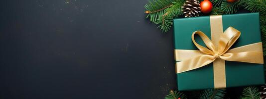 ai generado Navidad y nuevo año fiesta antecedentes con verde oro regalos, saludo tarjeta, amplio bandera, festivo foto