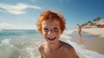 ai generado un jengibre chico felizmente disfrutando él mismo en un soleado playa durante un calentar día foto