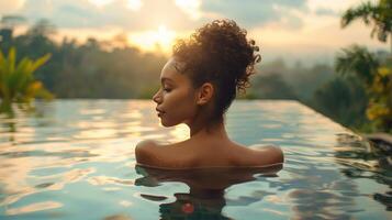 ai generado un mujer disfrutando el ver mientras relajante en un infinito nadando piscina foto