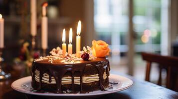 ai generado hecho en casa cumpleaños pastel en el Inglés campo casa, cabaña cocina comida y fiesta horneando receta foto