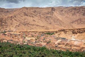 pueblo y oasis de tinerhir, Marruecos foto