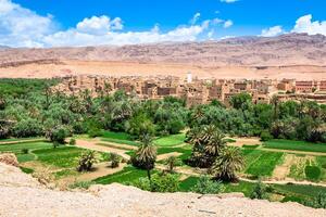 pueblo en dades valle, Marruecos foto