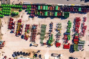 productos de el planta para el producción de agrícola maquinaria. foto