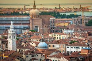 Venecia paisaje urbano - ver desde campanario di san marco. la unesco mundo patrimonio sitio. foto