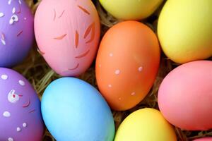 Pascua de Resurrección deleite jolgorio en el belleza de hermosa Pascua de Resurrección huevos, dónde vibrante matices danza en suave conchas, creando un caprichoso caleidoscopio de alegría, aspersión festivo animar y vistoso elegancia foto