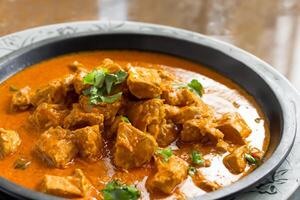 saborear el Exquisito Cordero o carne de vaca curry rendang, Listo a ser disfruté en eid al adha, capturar el esencia de celebracion en un Perfecto foto, exhibiendo culinario maestría y festivo indulgencia foto