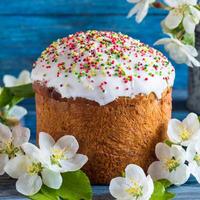 Easter egg panettone bread cake background Happy easter spring holiday tulip photo