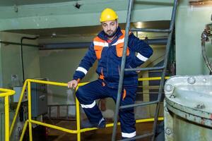 industrial trabajador a el trabajo foto