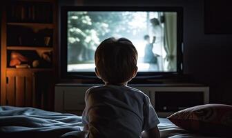 ai generado un curioso niño cautivado por el televisión foto