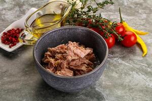 filete de atún enlatado para ensalada foto