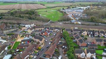 arseley ville de Angleterre Royaume-Uni. le métrage a été capturé pendant nuageux et pluvieux journée de fév 28, 2024 video