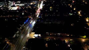 aérien métrage de illuminé Nord luton ville de Angleterre Royaume-Uni pendant nuit. nov 3ème, 2023 video