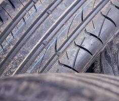tire close up, hd tire wallpaper, close up of tire track photo