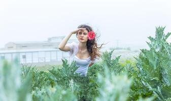 pretty young girl in the nature, girl in the park photo