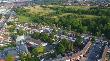 hoog hoek tijd vervallen beeldmateriaal van farley heuvels Oppervlakte van luton stad, Engeland uk video