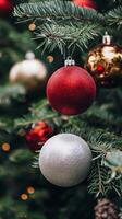 ai generado de cerca de Navidad árbol con festivo decoraciones foto