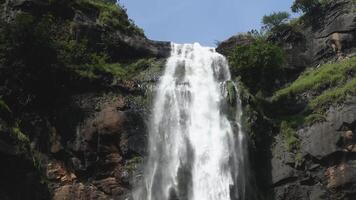 rörelse bakgrund natur landskap naturskön cikanteh vattenfall video