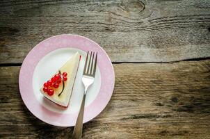 tarta de queso con grosella foto