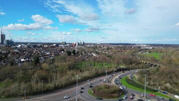 alto angolo metraggio di maggior parte bellissimo centrale watford città di Inghilterra UK. marzo 3°, 2024 video