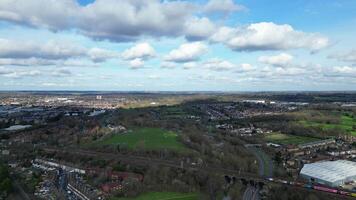 hoch Winkel Aufnahmen von die meisten schön zentral Watford Stadt von England Vereinigtes Königreich. März 3., 2024 video