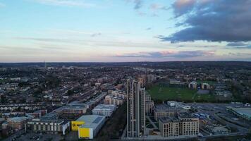 hoch Winkel Aufnahmen von die meisten schön zentral Watford Stadt von England Vereinigtes Königreich. März 3., 2024 video