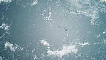 volador a el Hawai islas en el Pacífico Oceano video