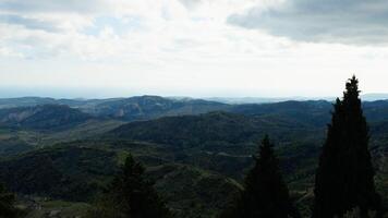 Panorama- Aussicht von ein entspannend natürlich Landschaft video