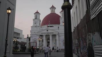 semarang, Indonesia circa 2023 - blenduk protestante Chiesa nel occidentale Indonesia immanuel a kota lama semarang vecchio cittadina conservato coloniale città centro video