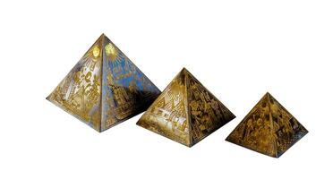 recuerdo pirámides de Egipto para antecedentes conceptual viajar. pirámides de giza Egipto, global maravillas de el mundo viaje zona foto