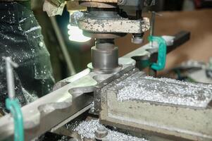 Metalworking of Manual Milling Machine photo