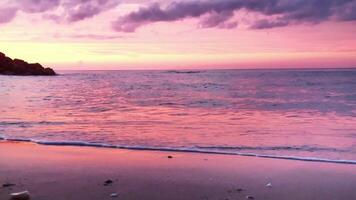 panoramisch strand landschap. inspireren tropisch strand zeegezicht horizon video