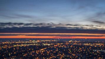 resumen paisaje - desenfocado ciudad luces antes de amanecer en del Norte Colorado foto