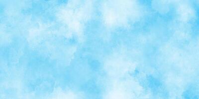 resumen acuarela sombras borroso y desenfocado nublado azul cielo fondo, borroso y granoso azul polvo explosión en blanco fondo, clásico mano pintado azul acuarela antecedentes para diseño. foto
