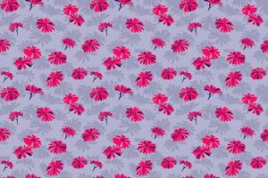 sencillo estilizado rojo prado con formas lugares floral sin costura modelo. vector mano dibujado bosquejo de moda resumen ditsy flores en un azul antecedentes. modelo para diseño, impresión, textil, tela