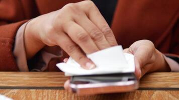 cleaning mobile phone display for preventing virus video